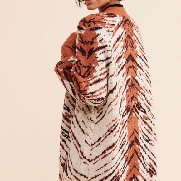 AFRM Fulton Oversized Cardigan - Picture 5 of 6